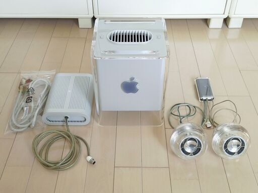 APPLE Power Mac G4 Cube（メモリー1.5GB増設）