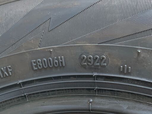 値下げ・本日15時まで】ピレリ スタッドレスタイヤ 4本セット 175  