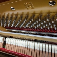 新品？幻のイースタイン製/ 木目が鮮やかなアップライトピアノ