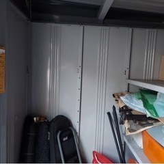 イナバ物置　縦203×横263×幅137