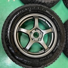 SUV 215/65R16