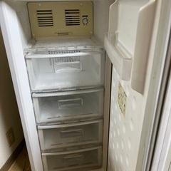 富士通冷凍庫無料であげます。