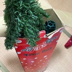 （受渡予定）クリスマスツリー120cm 小さく収納可　飾りつき