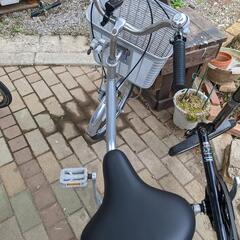 三輪車　中古　ブリヂストンワゴン BRIDGESTONE NBW10 1E60AB0 [自転車（18/16型） シルバー　三輪車　低重心　高積載　狭山市引取限定