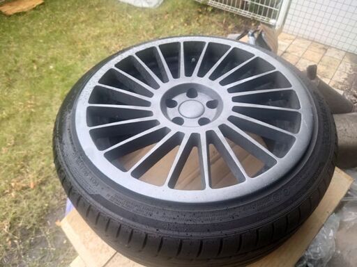 ロティフォーム ホイール  18インチ 8.5j ＋35 215/40/18