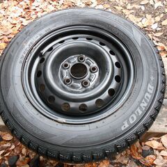 ダンロップ　DSX-2  　8ミリ前後有 　205/65R15　 15×6JJ ハブ径64 114.3　ホンダ車等 手渡し可 佐野市