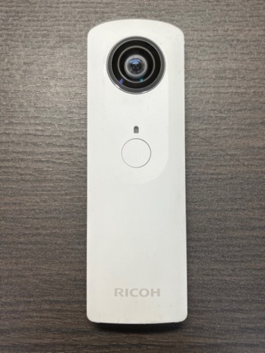 カメラ RICOH THETA