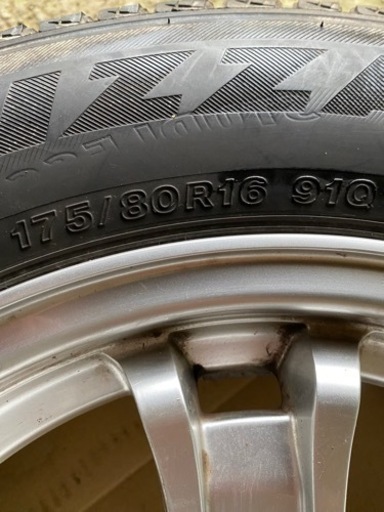 商談中』BRIDGESTONE 16インチ スタッドレスタイヤ BLIZZAK 