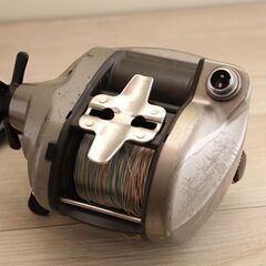 Daiwa TANACOM BULL-S 600Wダイワ タナコンブルS 電動リール (P1525awraY)