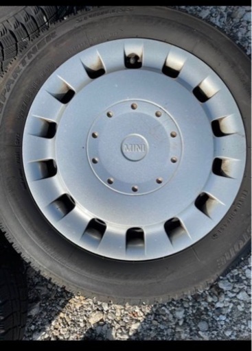 値下げしました！スタッドレスタイヤ175/65 R15、BMWミニクラブ