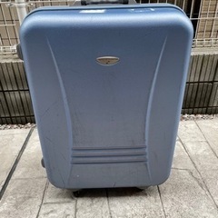 大型　スーツケース
