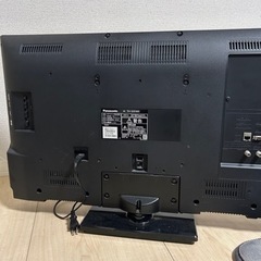 テレビ　Panasonic 32型