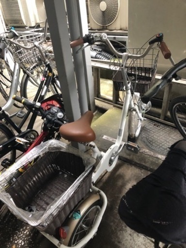 【新品未使用】大人用　三輪車