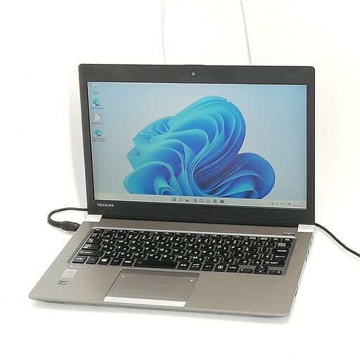 保証付 高速SSD 13.3型 軽量 薄型 ノートパソコン 東芝 R63/P 中古美品 第5世代Core i5 8GB 無線 Bluetooth カメラ Windows11 Office