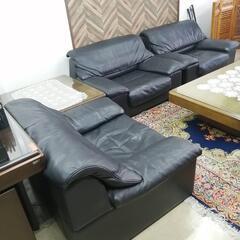 カリモク製 本革ナッパレザー表地のソファー＆応接テーブルセット