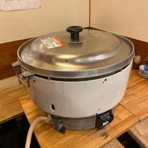 【取りに来ていただける方限定】4升炊き業務用炊飯器お譲りします。