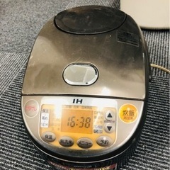 象印 炊飯器 IH式 極め炊き 5.5合 ブラウン NP-VN10-