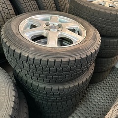 ホイル付きスタッドレスタイヤ各種サイズあります‼︎破格でお売り致します♪