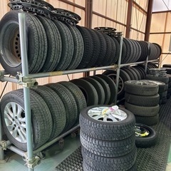 ホイル付きスタッドレスタイヤ各種サイズあります‼︎破格でお売り致します♪