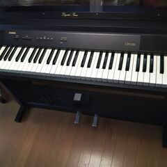 CASIO　電子ピアノ　CPS-720