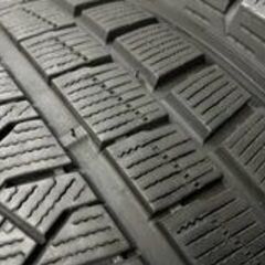PIRELLI ICE ASIMMETRICO 235/60R18 18インチ スタッドレス 4本 2018年製 バリ溝 レクサスRX audi/Q5 ベンツ/GLC等　(TC679)クレジットカード QRコード決済可能 PIRELLI ICE ASIMMETRICO 235/60R18 18インチ スタッドレス 4本 2018年