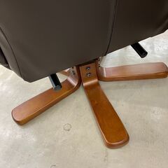 ウイングバックチェア(本革)のご紹介です