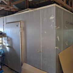 [値下げしました！]業務用の大型冷蔵庫です