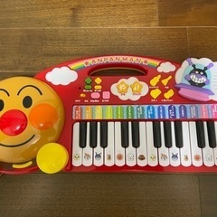 アンパンマン　おもちゃピアノ