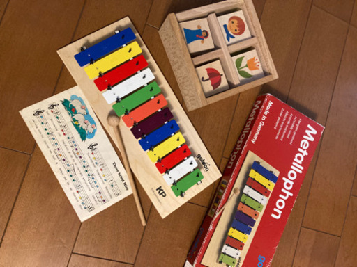 幼児玩具　kiener メモリーとgoldon メタロフォンのセット