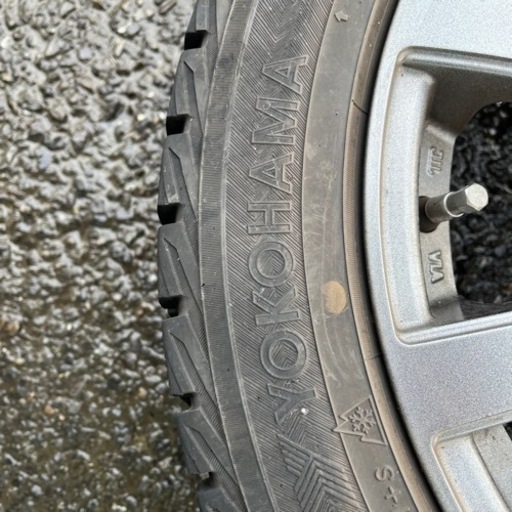 ZACK JP-100 yokohamaタイヤ　215/50R17 91Q