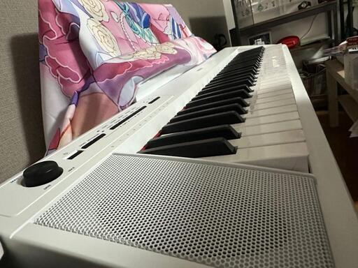 piaggero NP-12WH(ホワイト) YAMAHA　キーボード　ピアノ