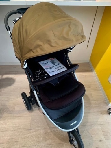■店頭引取限定■美品☆アップリカ　三輪ベビーカー　スムーヴ♫