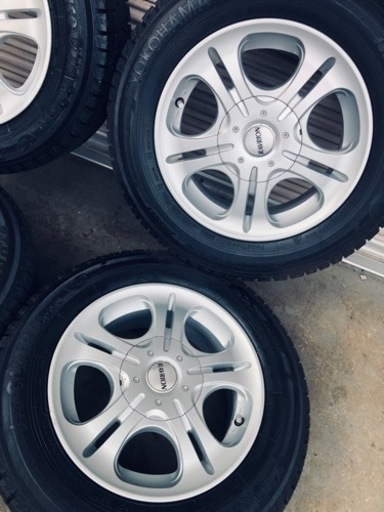 冬タイヤ 185/65R14マルチホイール付新品同様スタッドレス 4本組 