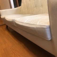 カリモク60 ロビーチェア3シーター（アイボリー）