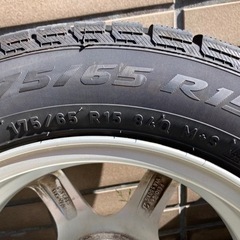 2021年の中古スタッドレス 175/65R15 ホイル付きまだまだ使えます
