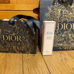 DIORの紙袋