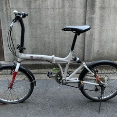 【無料】折りたたみ自転車　白　前輪パンク