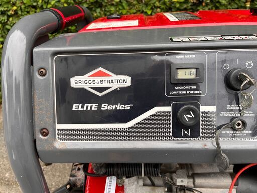 ブリッグス アンド ストラットン発電機インバーター (Briggs and Straton 7000 Watt Elite Series Generator)