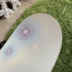 スノーボード・新品ケース付【前の部分に小さい欠け有その他美品】裏縁は欠けなし2月中お得！！