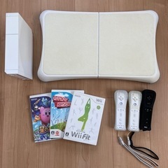 Wii 本体　ソフト3本セット　Wii fit ゲーム
