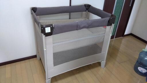 【取引中】ココネルエアー　Aprica　ベビーベッド