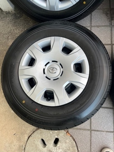 ハイエース 新車外し タイヤホイールセット ハイエースタイヤ ハイエース 新車外し タイヤホイールセット ハイエースタイヤ