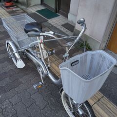 美品☆[BRIDGESTONE] WAGON(ワゴン)三輪車 18/16吋 アルミ/内装3段