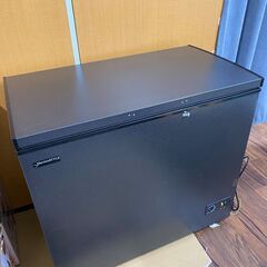 店頭引き取り限定】DEVICESTYLE ノンフロン冷凍庫 CDF-200A-HD 上開き 