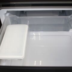 ☆特別価格 21年製 美品！☆Hisense ハイセンス 冷凍冷蔵庫 (HR-G13B-BR)