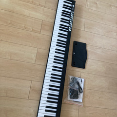 電子ピアノ　黒　88鍵盤　