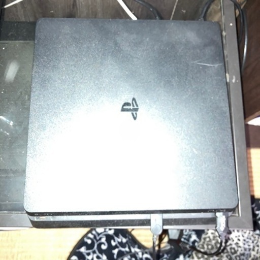 ps4 ソフト5本・ゲーミングヘッドセット付き