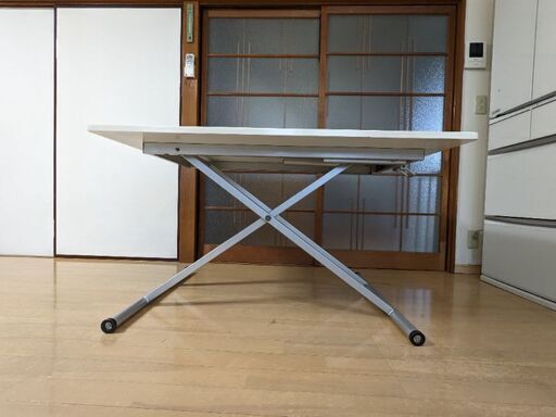 ニトリ　昇降テーブル