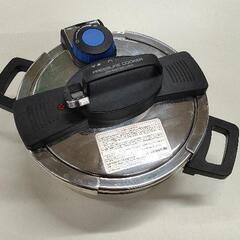 1203-011 【厨房】PRESSURE　COOKER　圧力鍋...