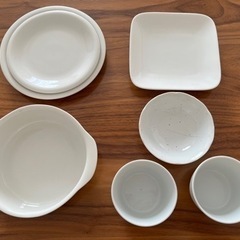 （取引中）【セット】白いお皿、グラタン皿、そばちょこ、小皿